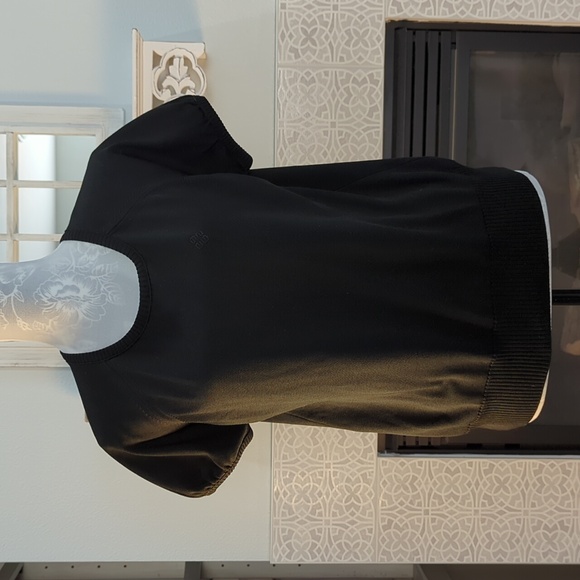 Givenchy Sport Lightweight S/S Sweater Top - Picture 5 of 8